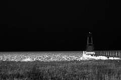 Pratt pier and the frozen shore